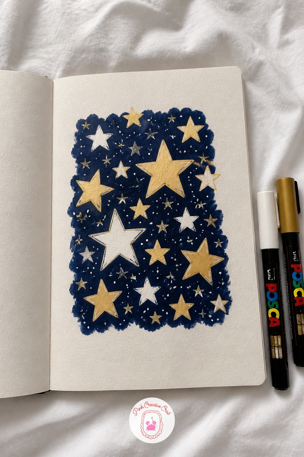 Pattern of Stars Cover — A pattern of stars fills the whole cover edge to edge, which makes this one of the simplest designs to complete quickly since every